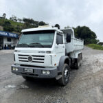 Caminhão Volkswagen 26-220 basculante usado revisado em Rio do Sul pela Expresso Iracema